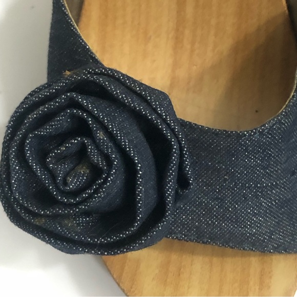 GUESS Wooden Clogs Heel Sandals - Dark Blue Denim with Flowers - Picture 4 of 10